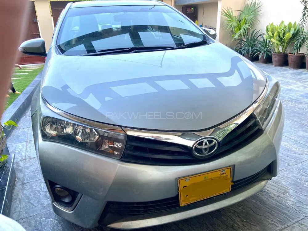 Toyota Corolla 2016 for Sale in Karachi Image-1