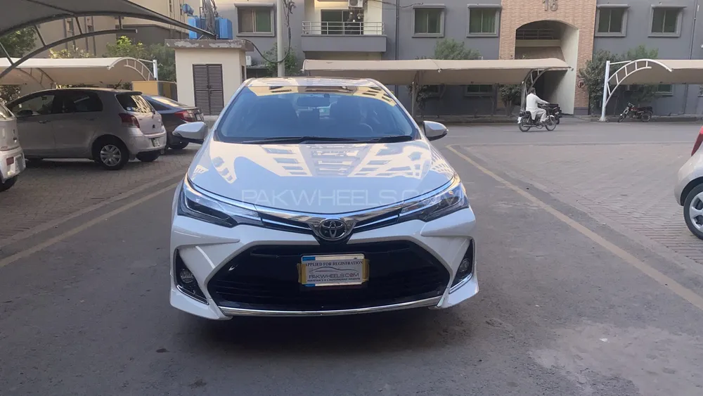 Toyota Corolla 2021 for Sale in Faisalabad Image-1