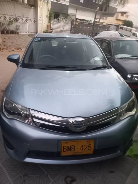 Toyota Corolla Axio 2014 for Sale in Karachi Image-1