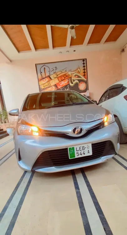 Toyota Vitz 2014 for Sale in Faisalabad Image-1