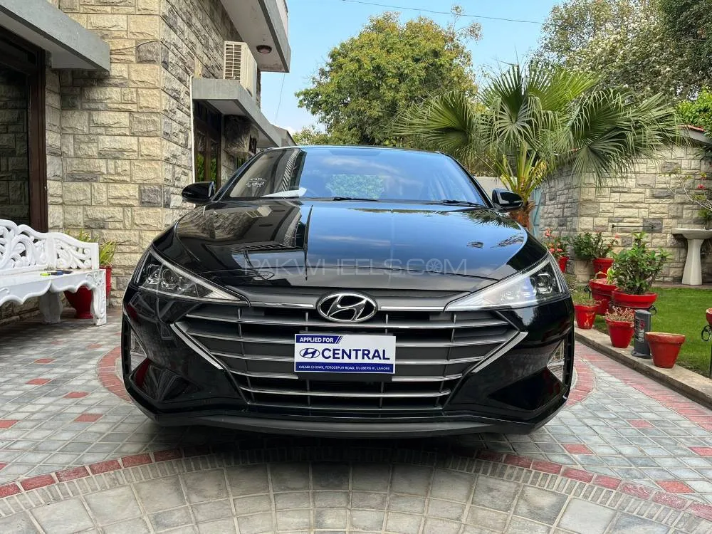 Hyundai Elantra 2023 for Sale in Lahore Image-1