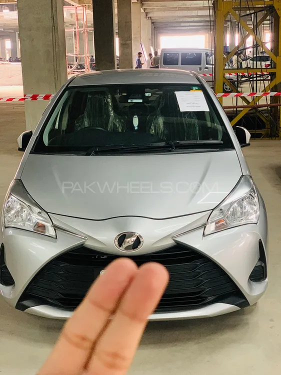 Toyota Vitz 2022 for Sale in Faisalabad Image-1
