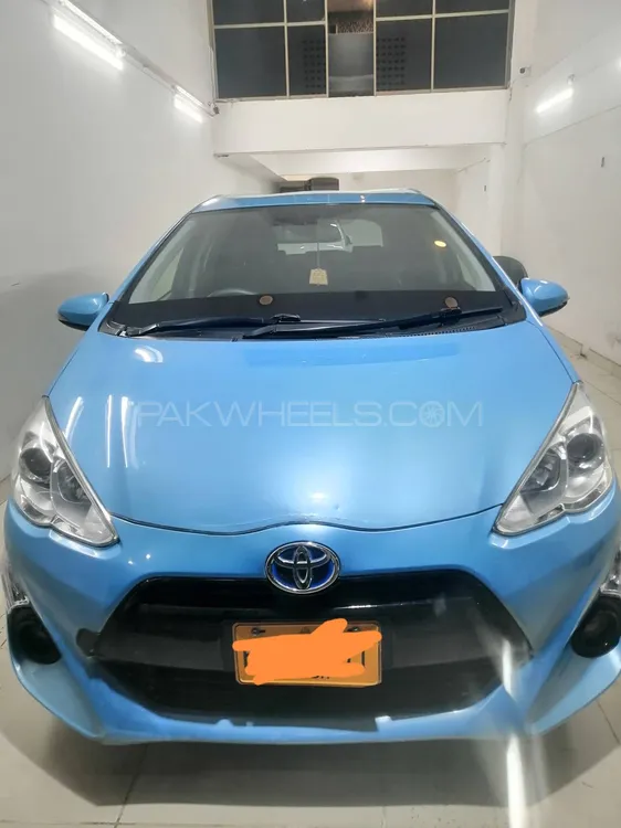 Toyota Aqua 2015 for Sale in Karachi Image-1