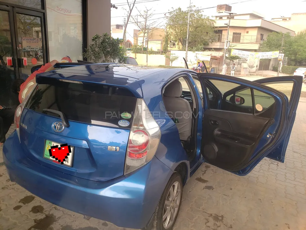 Toyota Aqua 2013 for Sale in Lahore Image-1