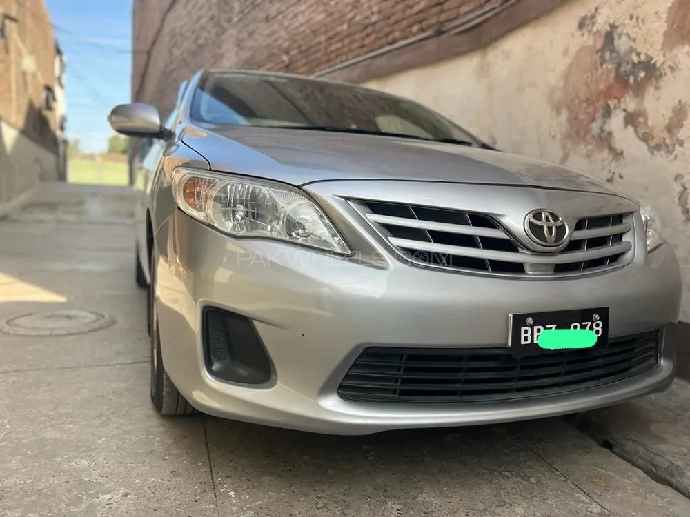 Toyota Corolla 2014 for Sale in Peshawar Image-1