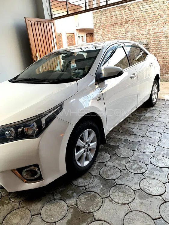 Toyota Corolla 2014 for Sale in Gujrat Image-1
