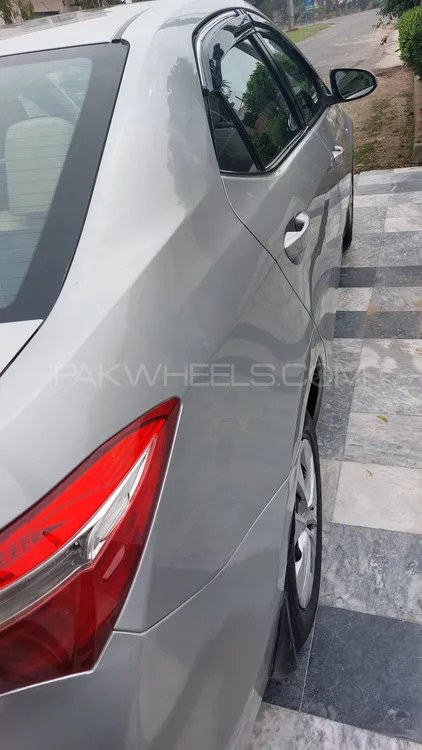 Toyota Corolla 2017 for Sale in Lahore Image-1