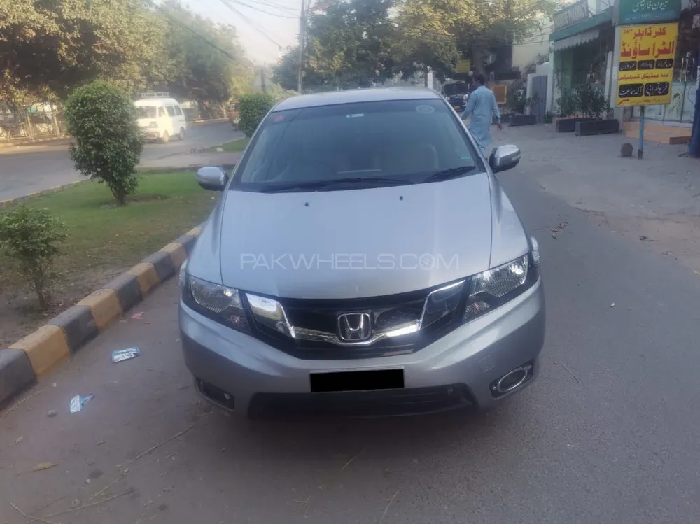 Honda City 2018 for Sale in Lahore Image-1