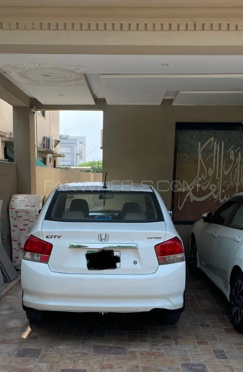 Honda City 2011 for Sale in Lahore Image-1