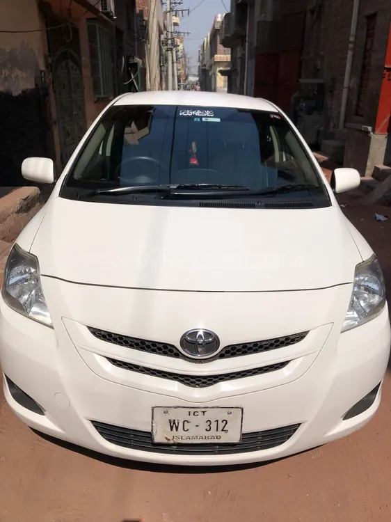 Toyota Belta 2012 for Sale in Gujranwala Image-1