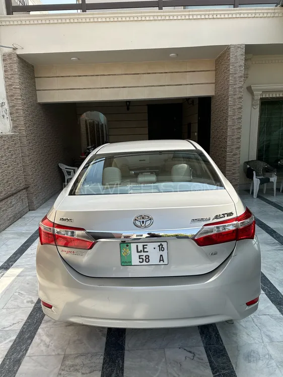 Toyota Corolla 2016 for Sale in Lahore Image-1