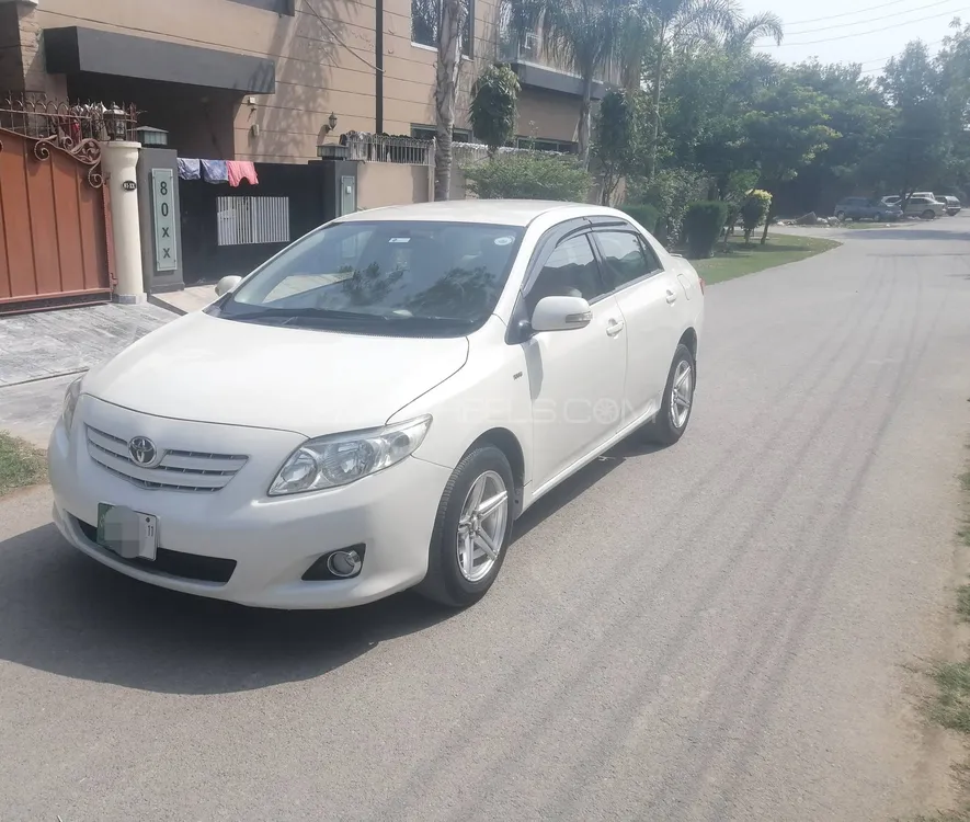 Toyota Corolla 2011 for Sale in Lahore Image-1