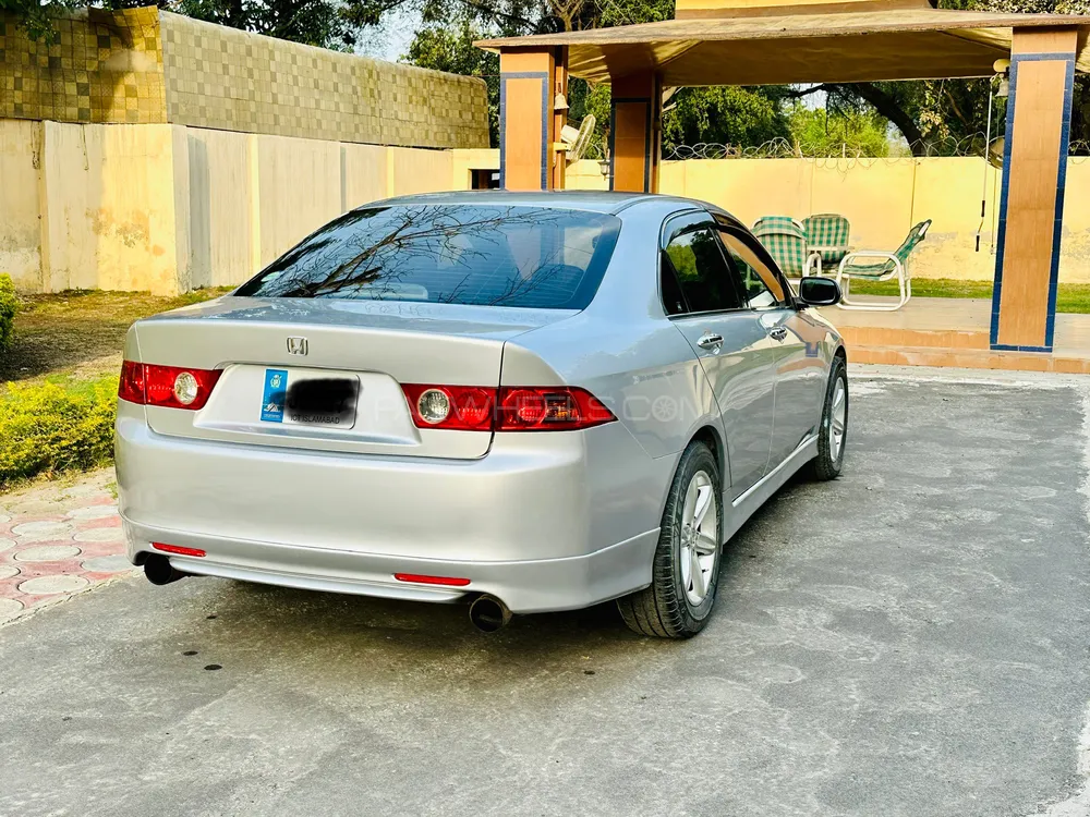 Honda Accord 2002 for Sale in Dera ismail khan Image-1