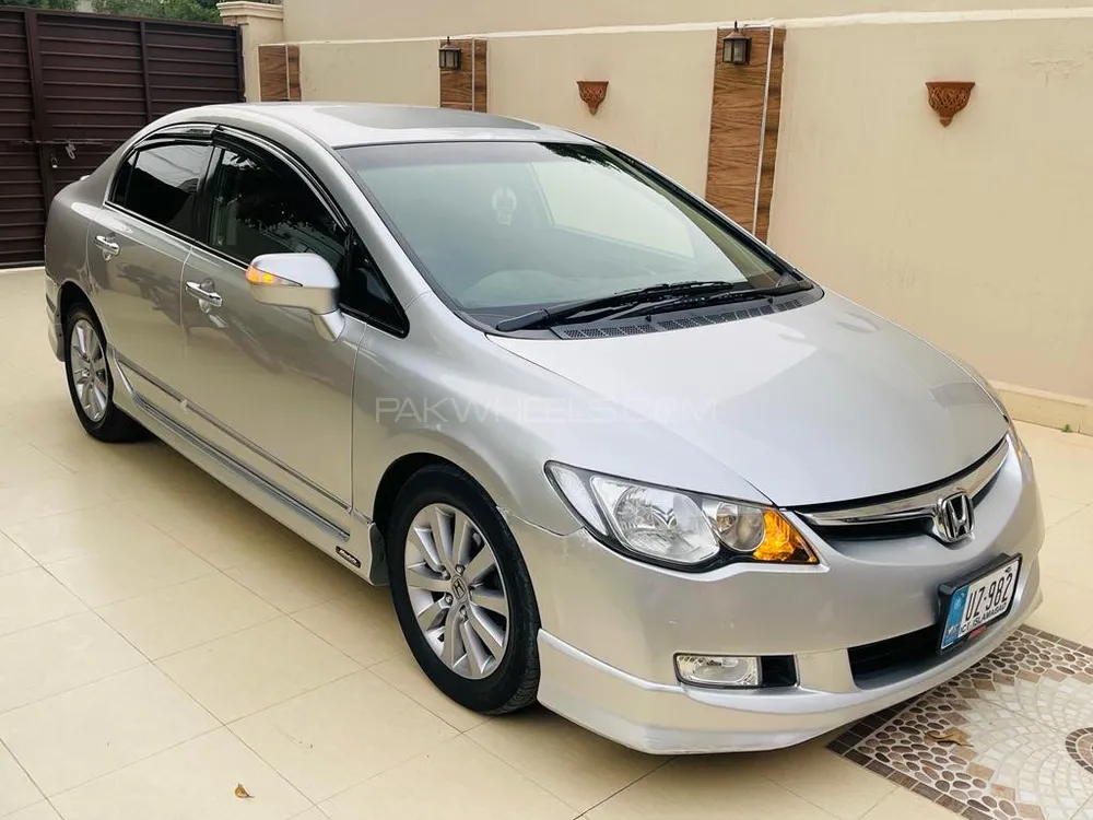 Honda Civic 2007 for Sale in Multan Image-1