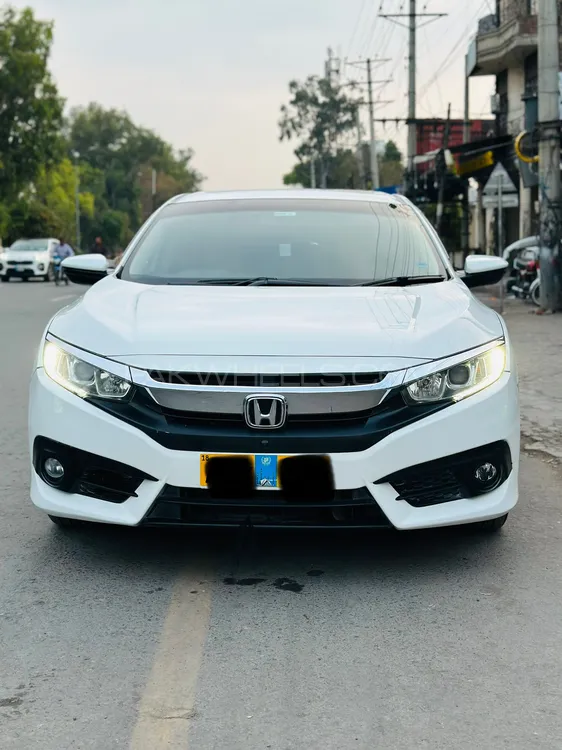 Honda Civic 2018 for Sale in Faisalabad Image-1