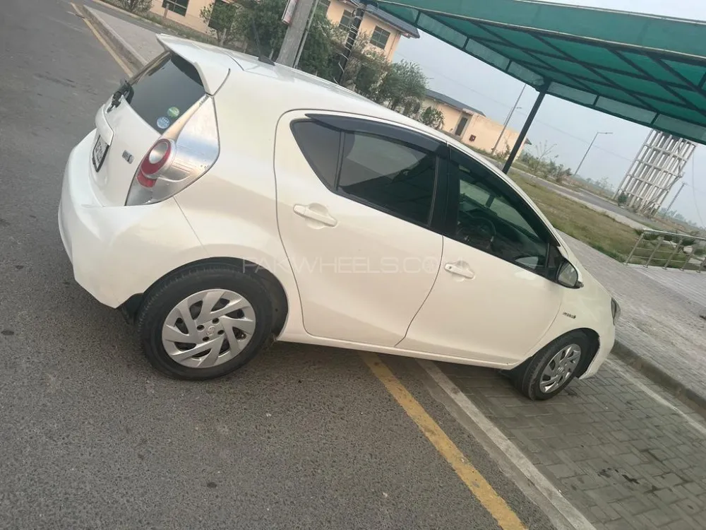 Toyota Aqua 2012 for Sale in Lahore Image-1