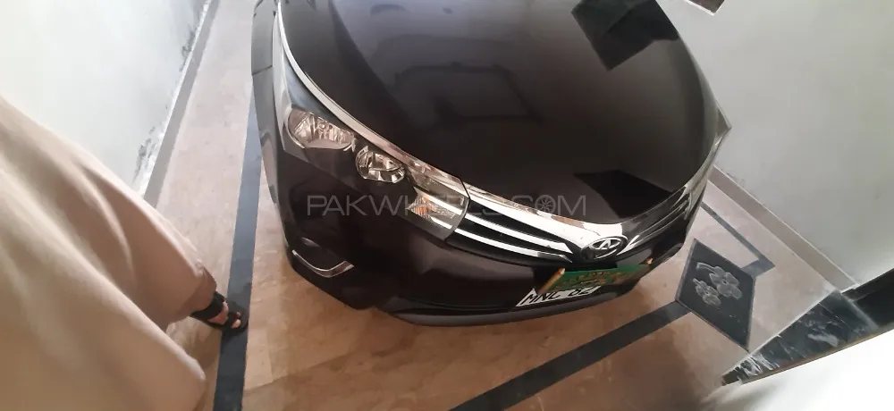 Toyota Corolla 2017 for Sale in Lahore Image-1