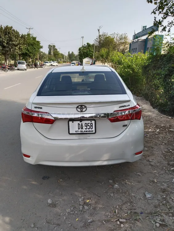 Toyota Corolla 2014 for Sale in Faisalabad Image-1