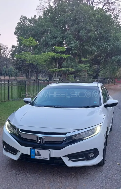 Honda Civic 2020 for Sale in Lahore Image-1
