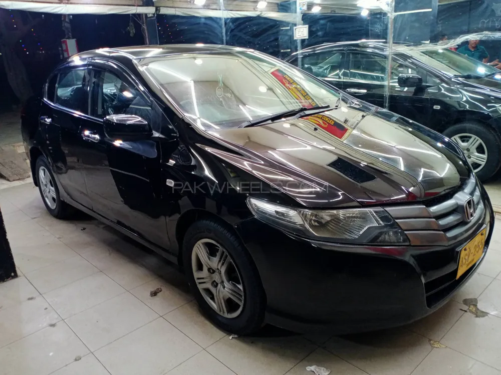 Honda City 2010 for Sale in Karachi Image-1