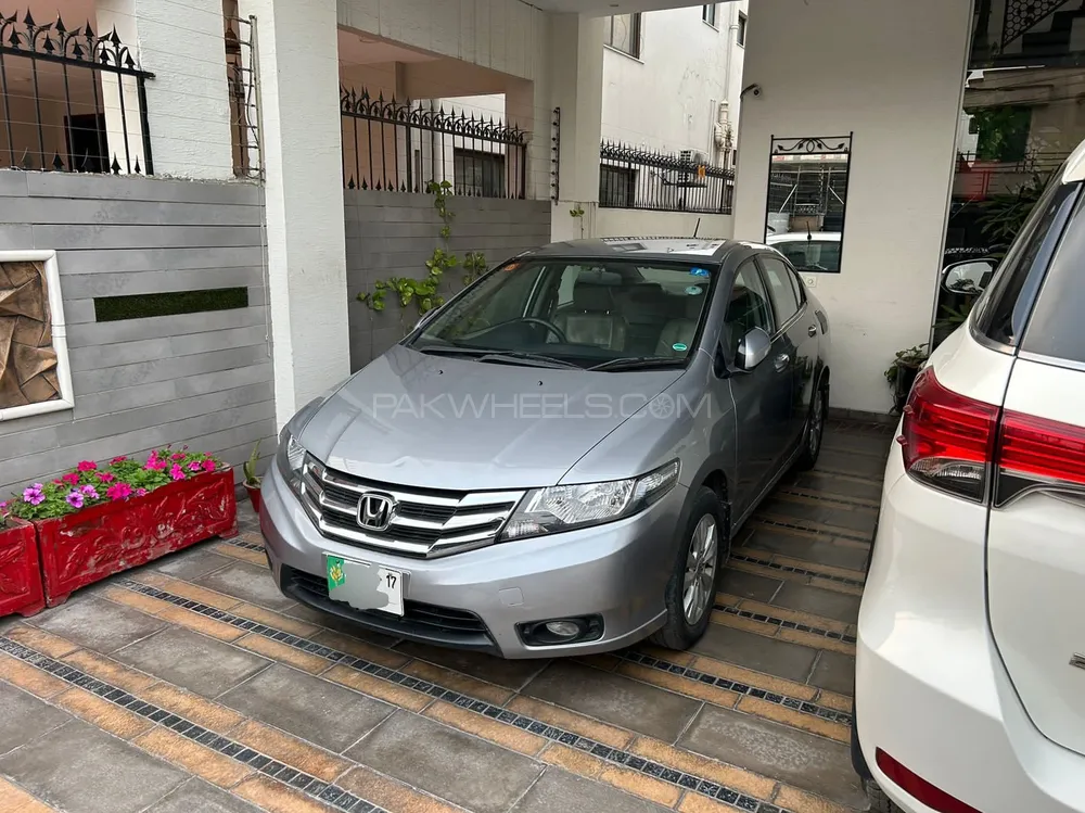 Honda City 2017 for Sale in Lahore Image-1