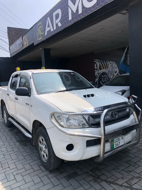 Toyota Hilux 2014 for Sale in Gujranwala Image-1
