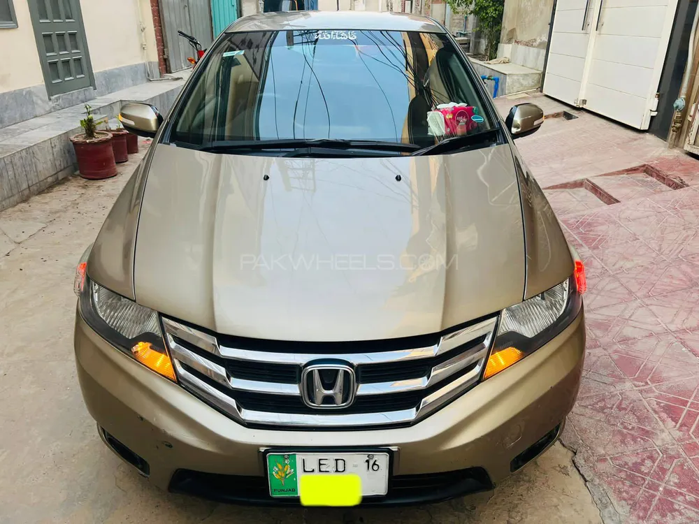 Honda City 2016 for Sale in Faisalabad Image-1