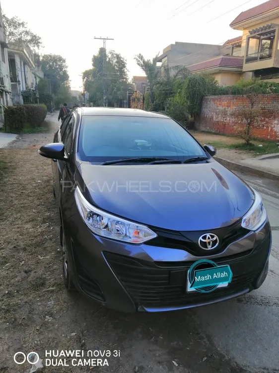 Toyota Yaris Sedan 2021 for Sale in Lahore Image-1
