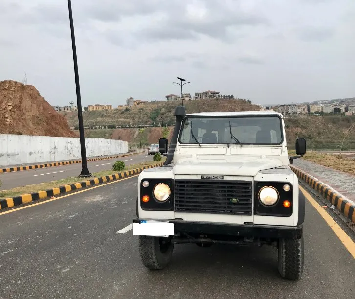 Land Rover Defender 1996 for Sale in Rawalpindi Image-1