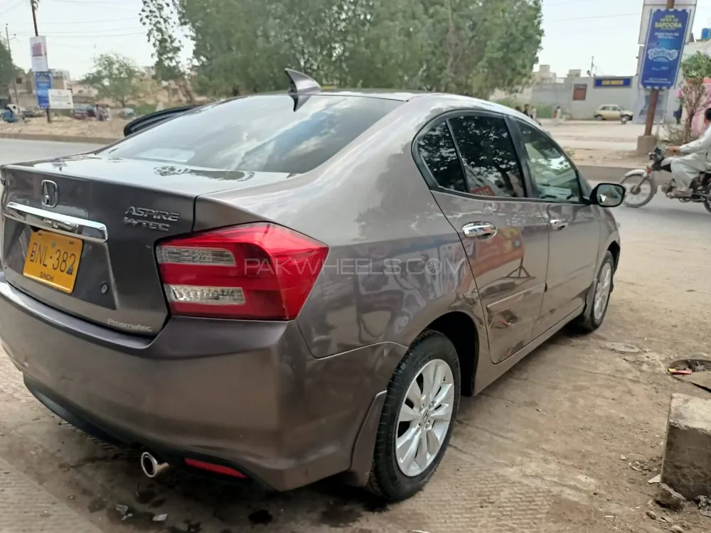 Honda City 2018 for Sale in Karachi Image-1
