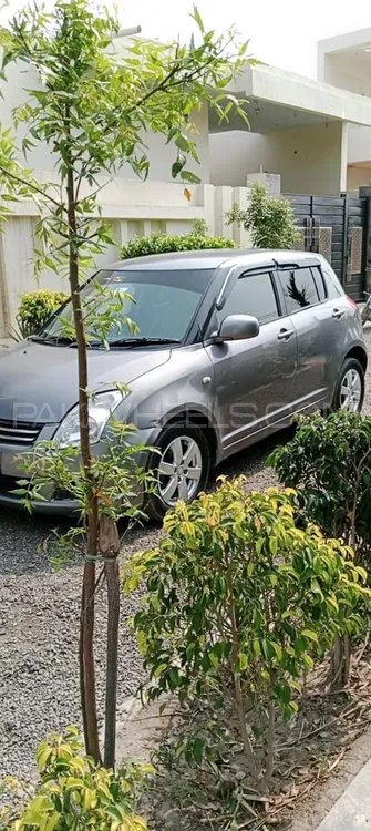 Suzuki Swift 2013 for Sale in Faisalabad Image-1