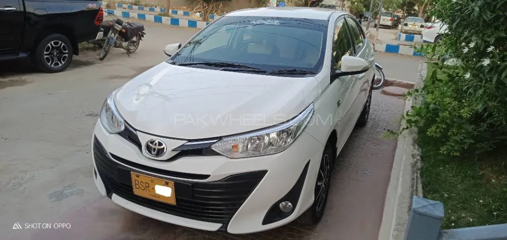 Toyota Yaris Sedan 2020 for Sale in Karachi Image-1