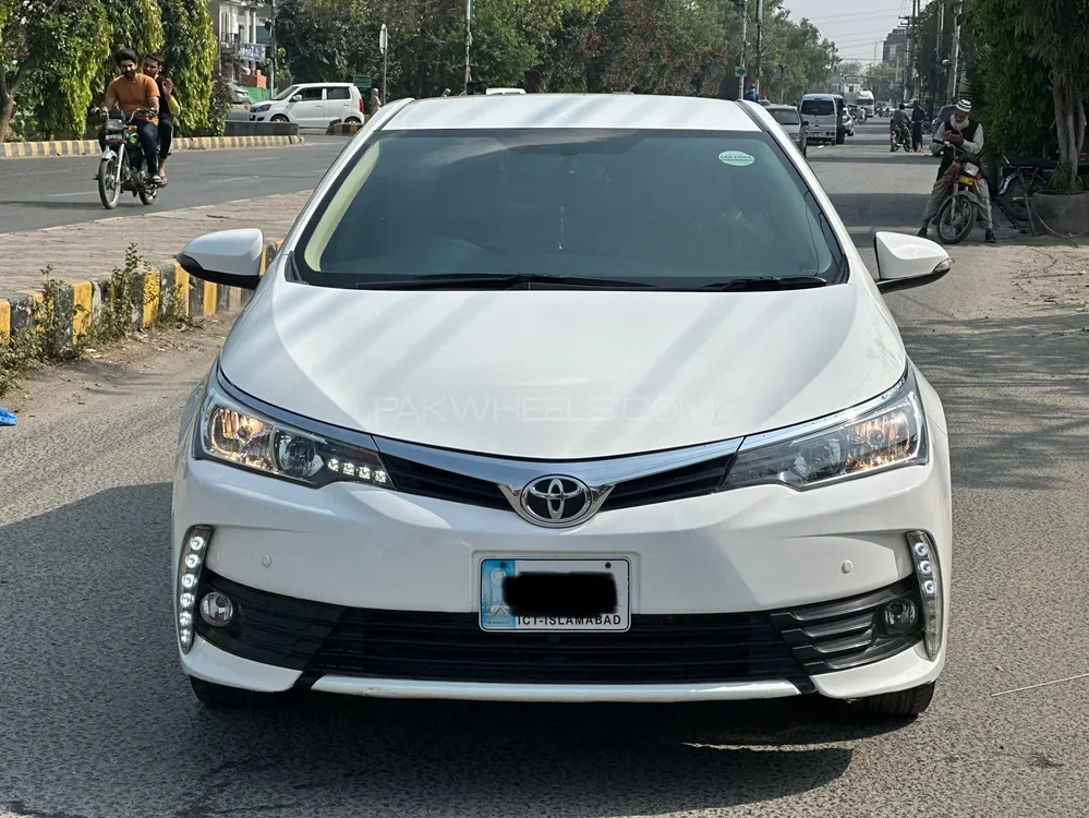 Toyota Corolla 2018 for Sale in Lahore Image-1