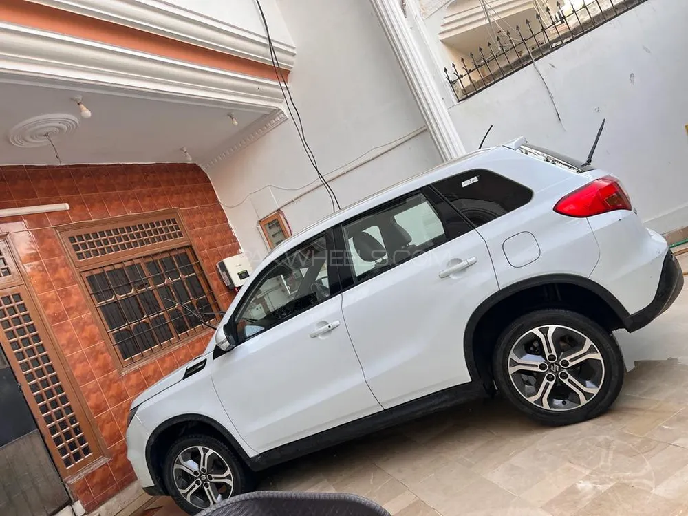 Suzuki Vitara 2017 for Sale in Hyderabad Image-1
