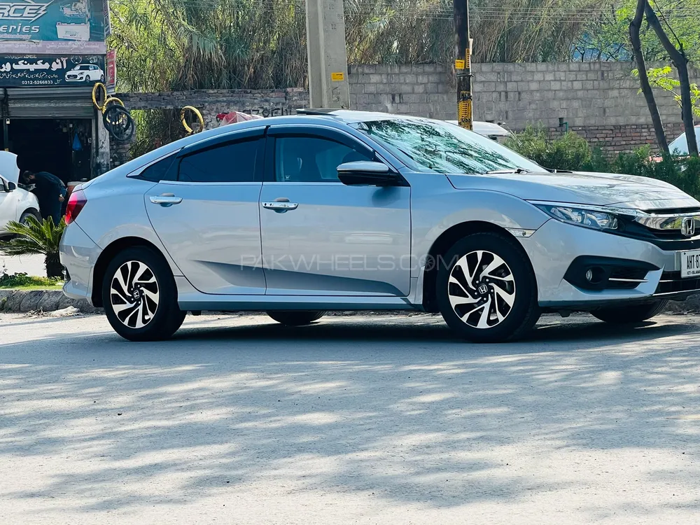 Honda Civic 2018 for Sale in Rawalpindi Image-1