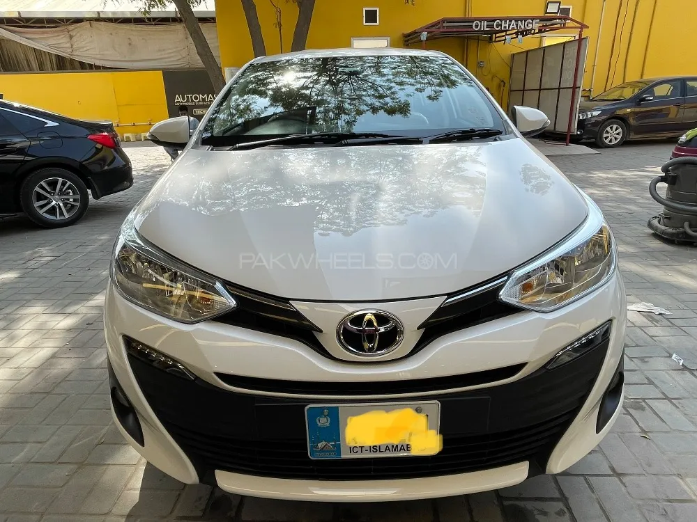 Toyota Yaris Sedan 2022 for Sale in Multan Image-1