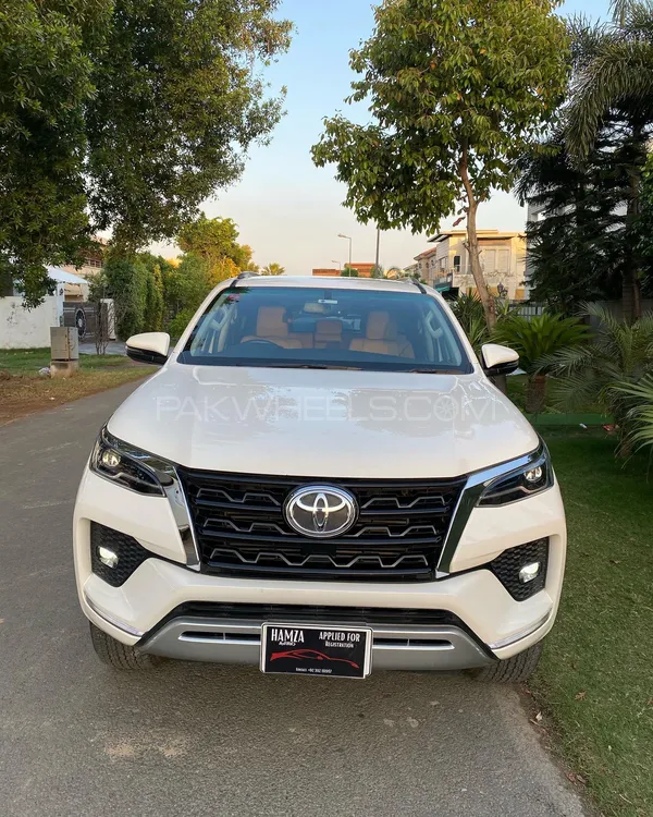 Toyota Fortuner 2021 for Sale in Lahore Image-1