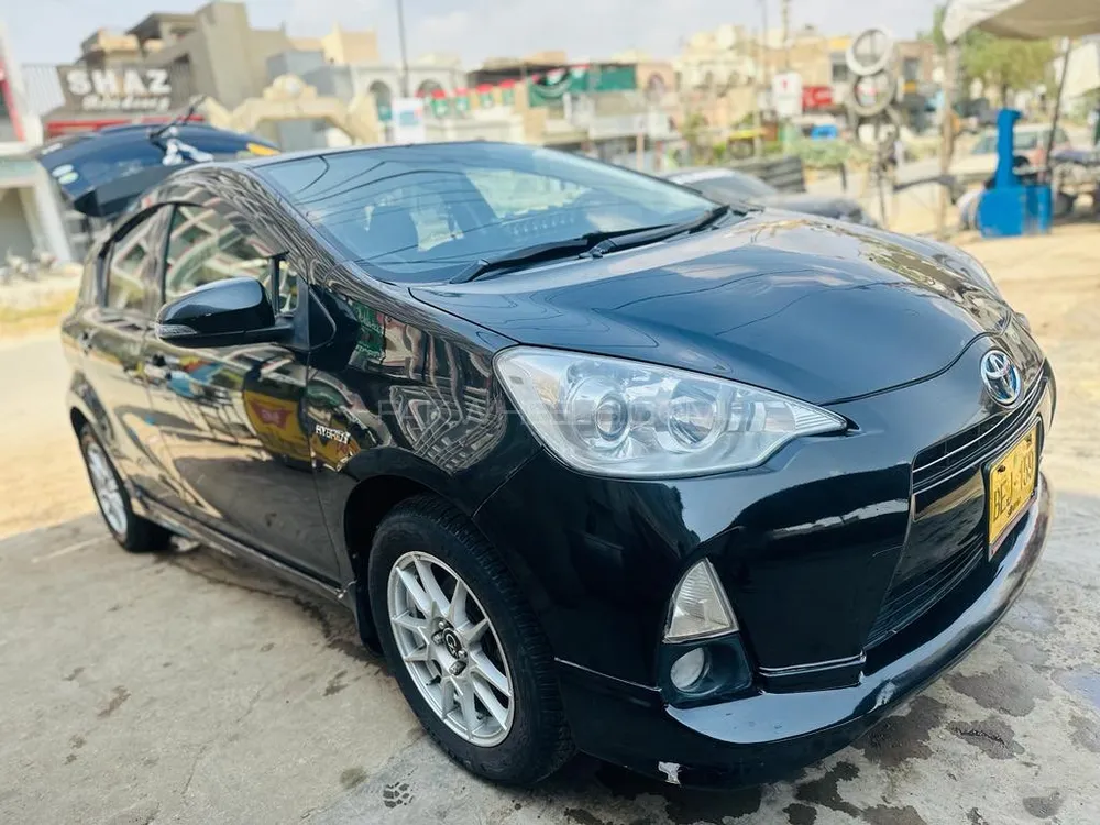 Toyota Aqua 2012 for Sale in Karachi Image-1
