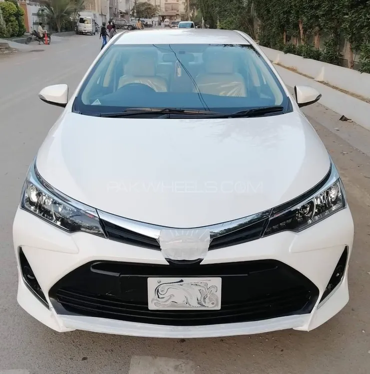 Toyota Corolla 2021 for Sale in Karachi Image-1