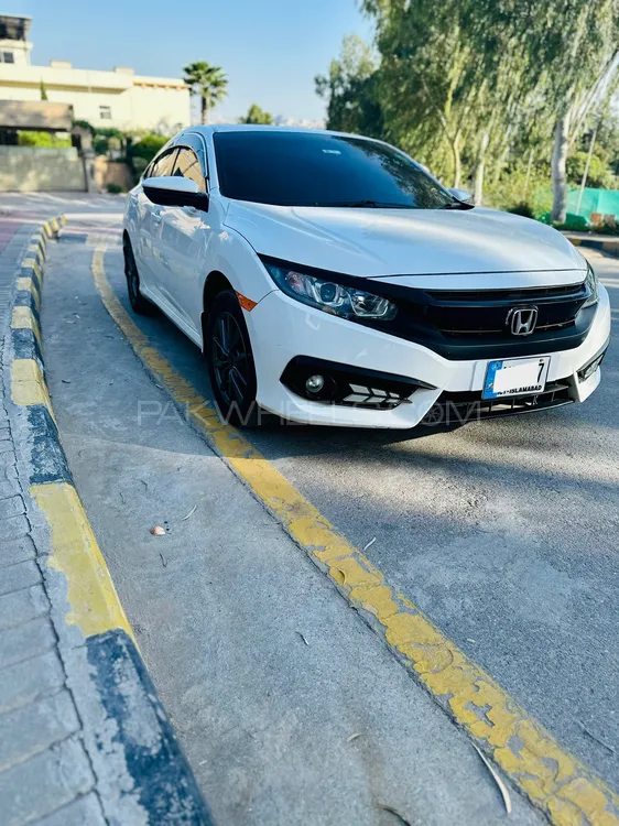 Honda Civic 2018 for Sale in Islamabad Image-1