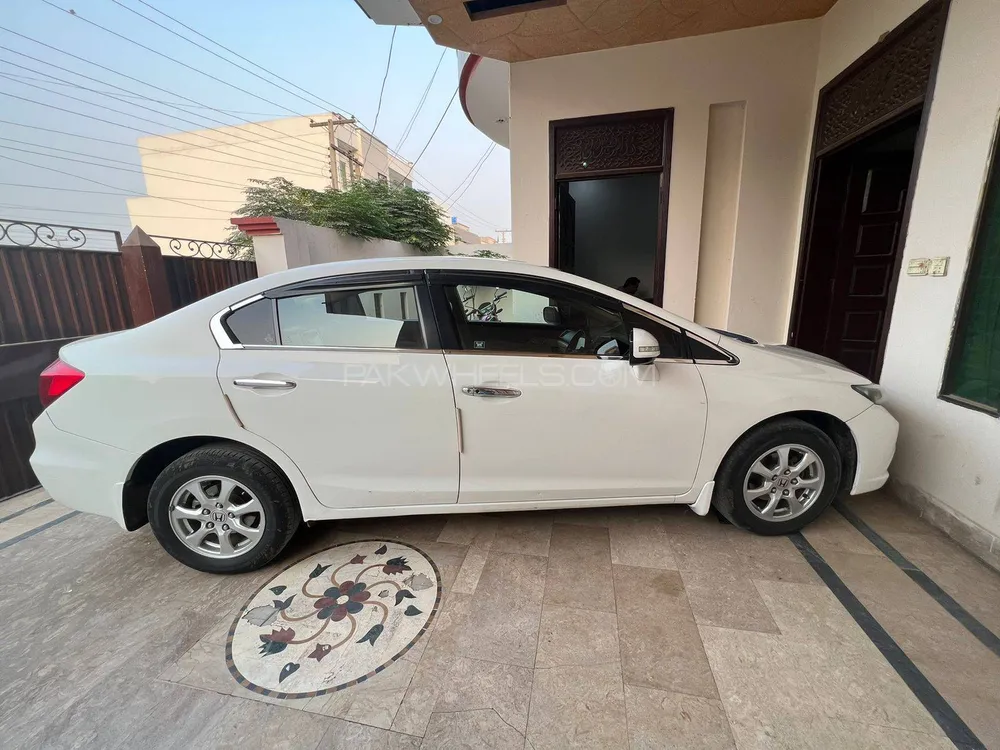 Honda Civic 2014 for Sale in Multan Image-1