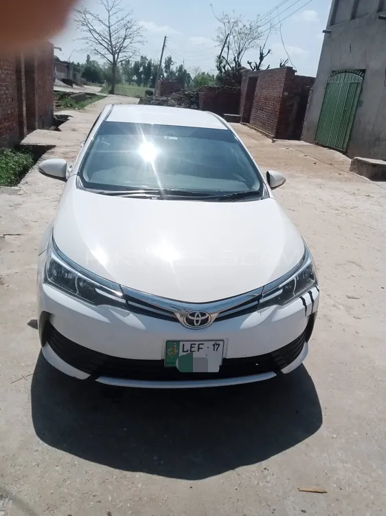 Toyota Corolla 2017 for Sale in Lahore Image-1