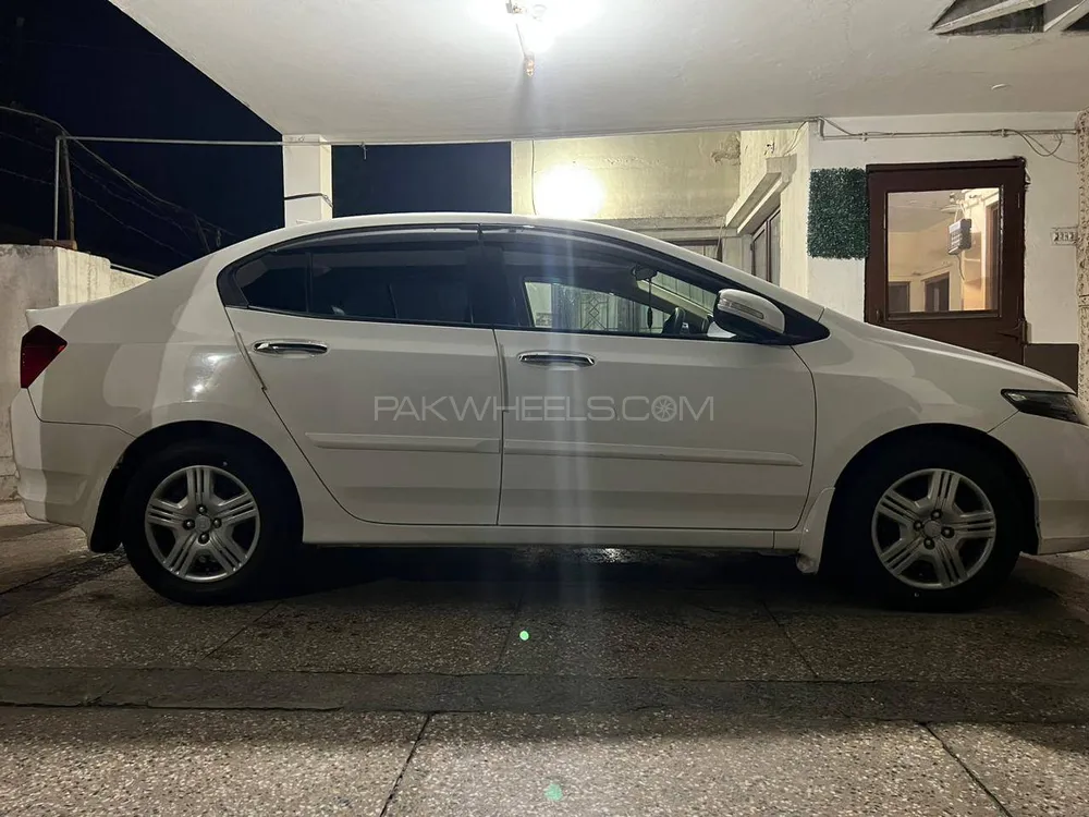 Honda City 2018 for Sale in Faisalabad Image-1