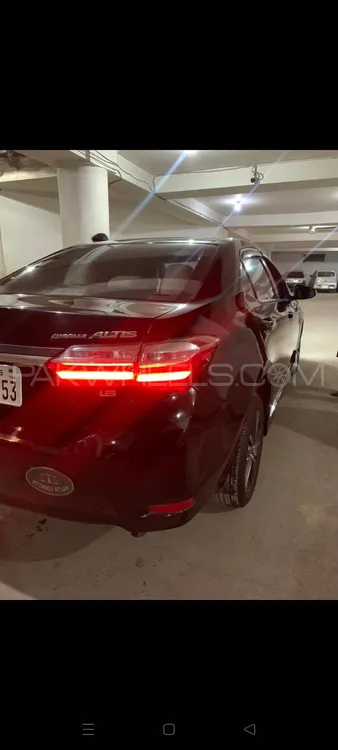 Toyota Corolla 2015 for Sale in Peshawar Image-1