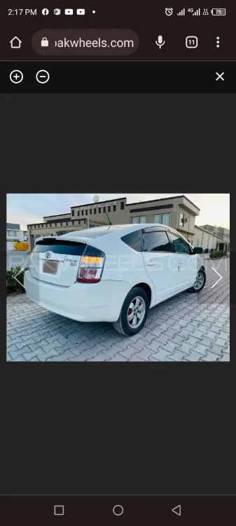 Toyota Prius 2005 for Sale in Islamabad Image-1