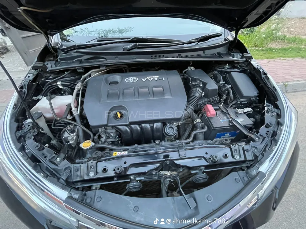 Toyota Corolla 2021 for Sale in Lahore Image-1