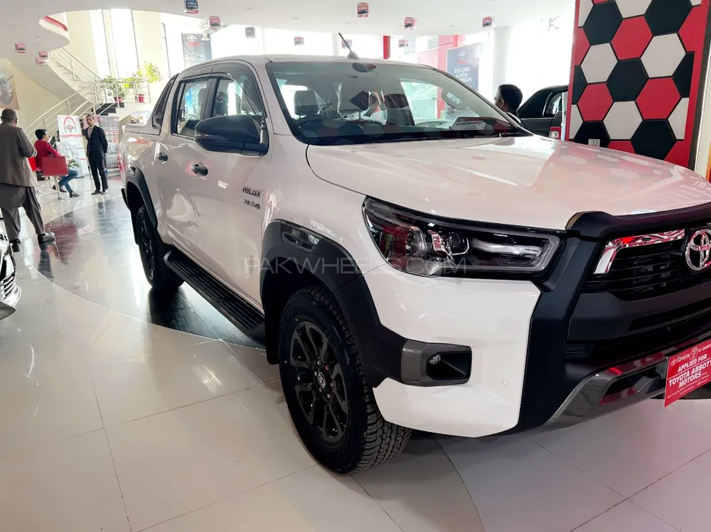 Toyota Hilux 2023 for Sale in Islamabad Image-1