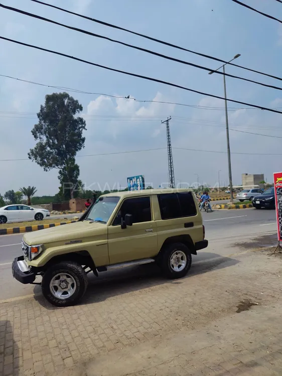 Toyota Prado 1990 for Sale in Lahore Image-1