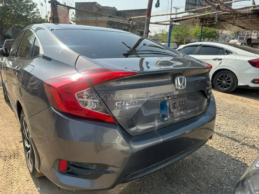 Honda Civic 2018 for Sale in Jhelum Image-1