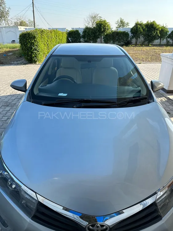Toyota Corolla 2015 for Sale in Phalia Image-1